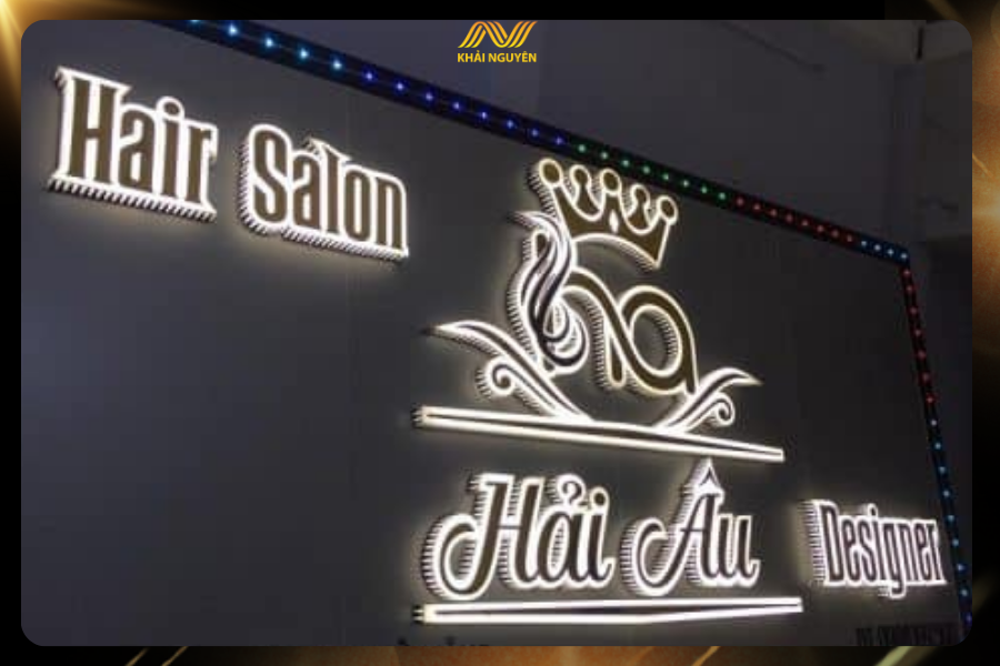 Biển vẫy bằng sắt hoặc inox giúp bảng hiệu sang trọng