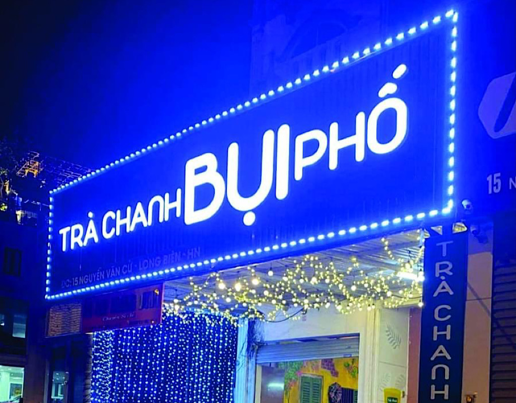 Biển vẫy alu kết hợp đèn LED giúp cửa hàng nổi bật