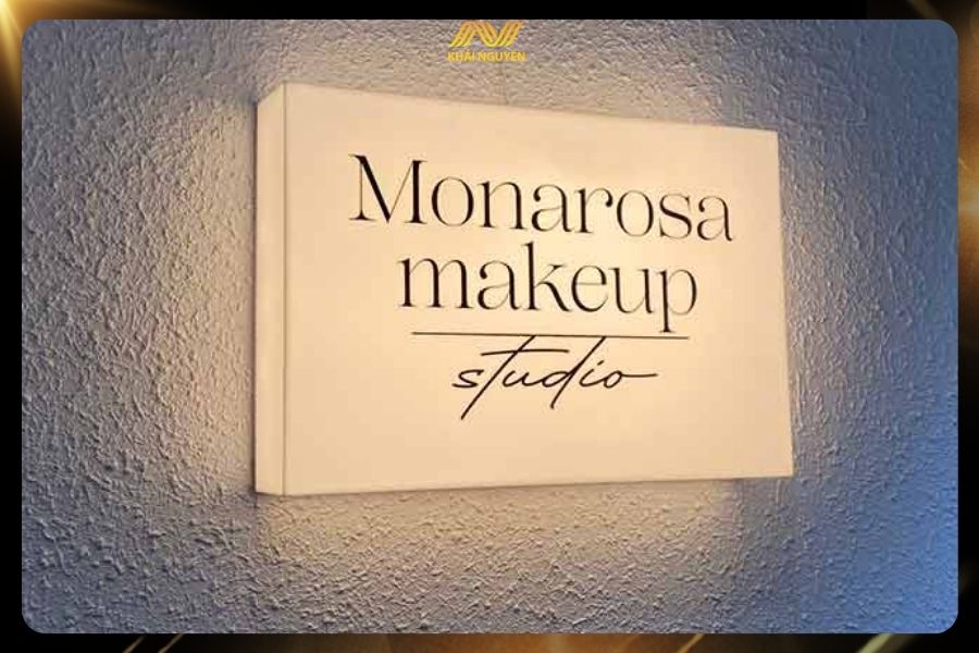 Biển vẫy makeup giúp thu hút khách hàng mà không tốn chi phí quảng cáo thường xuyên