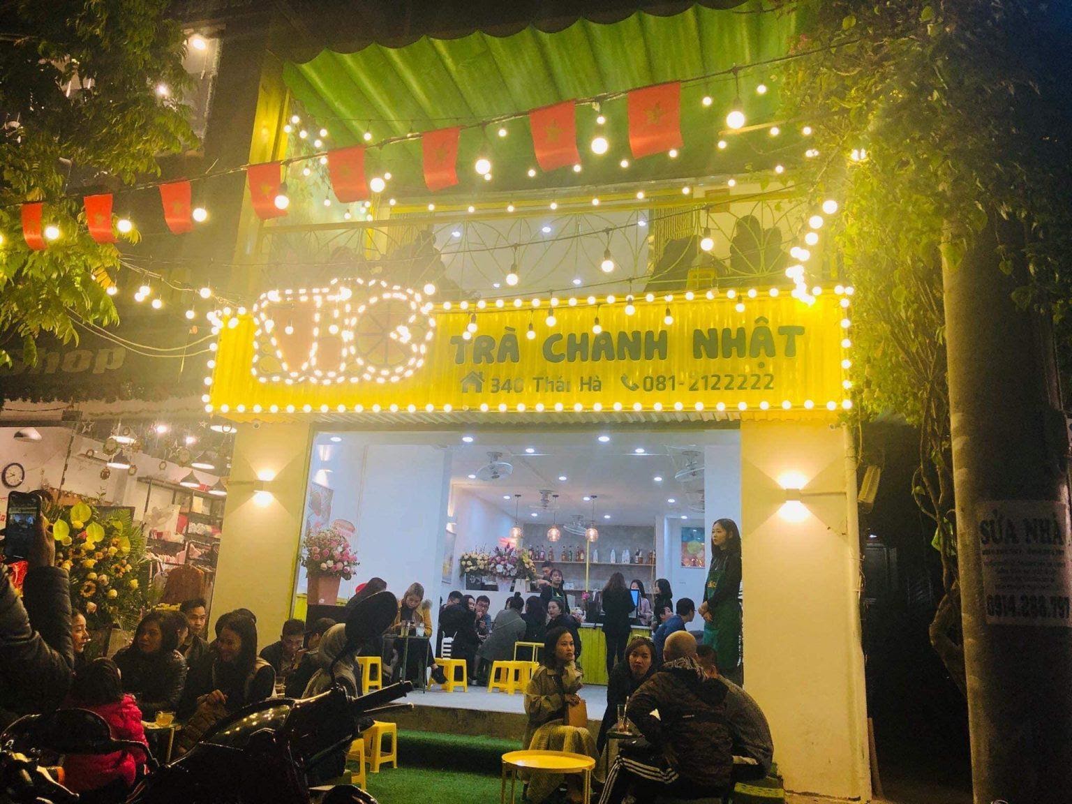 Biển vẫy trà chanh nổi bật sẽ thu hút sự chú ý của khách vãng lai