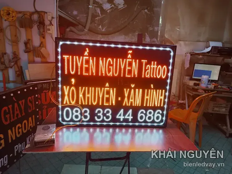 Biển vẫy LED phun xăm, xăm hình - Tuyền Nguyễn Tattoo do Khải Nguyên thi công