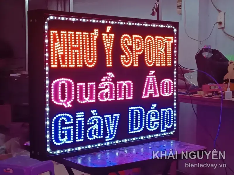Biển vẫy LED shop thời trang, quần áo - NHƯ Ý SPORT do Khải Nguyên thi công