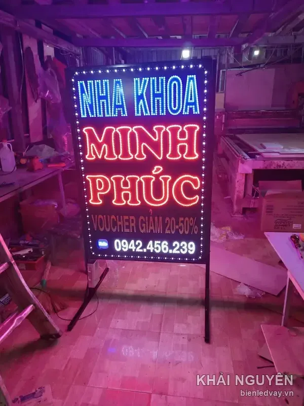 Mẫu biển vẫy nha khoa đẹp – 19 hình thực tế