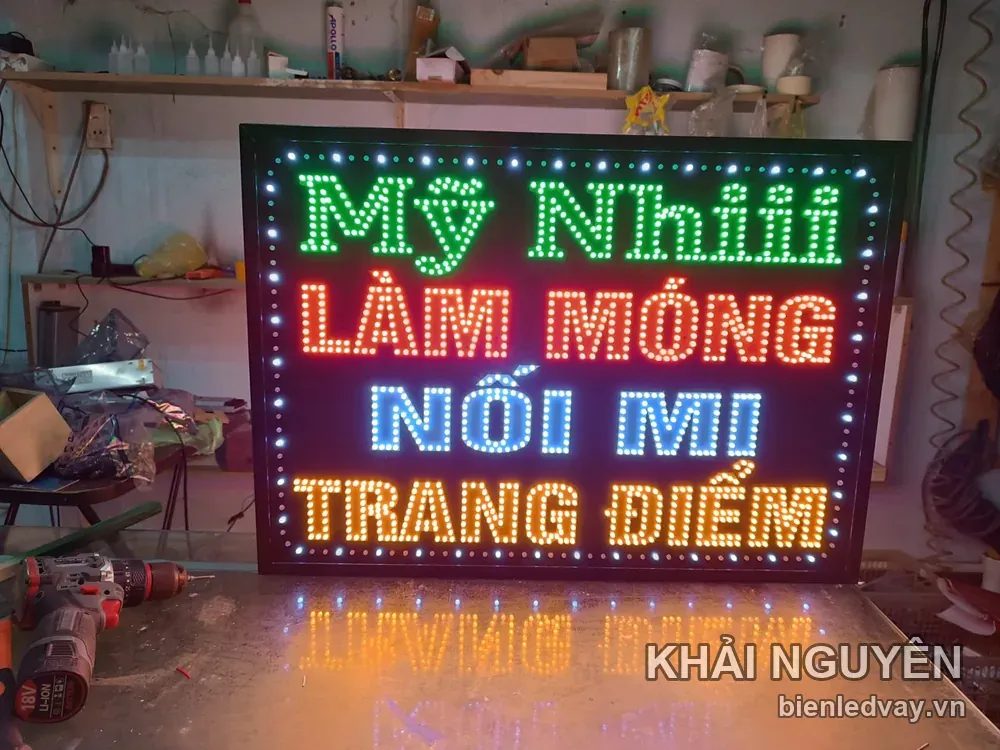 Biển vẫy LED My Nhiii ghép hạt LED