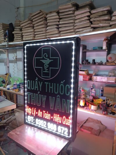 Bảng LED 2 Mặt Treo Dọc – Nhà Thuốc
