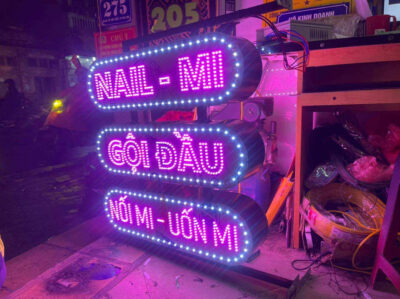 Biển LED vẫy có hệ thống LED nổi bật