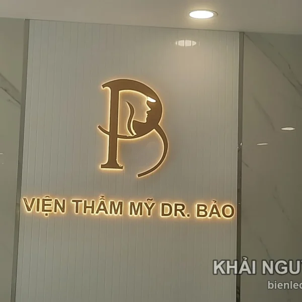 Bảng hiệu alu chữ nổi: mẫu thật và báo giá
