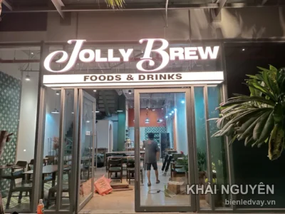 Biển vẫy cafe: mẫu thật, cách chọn và báo giá