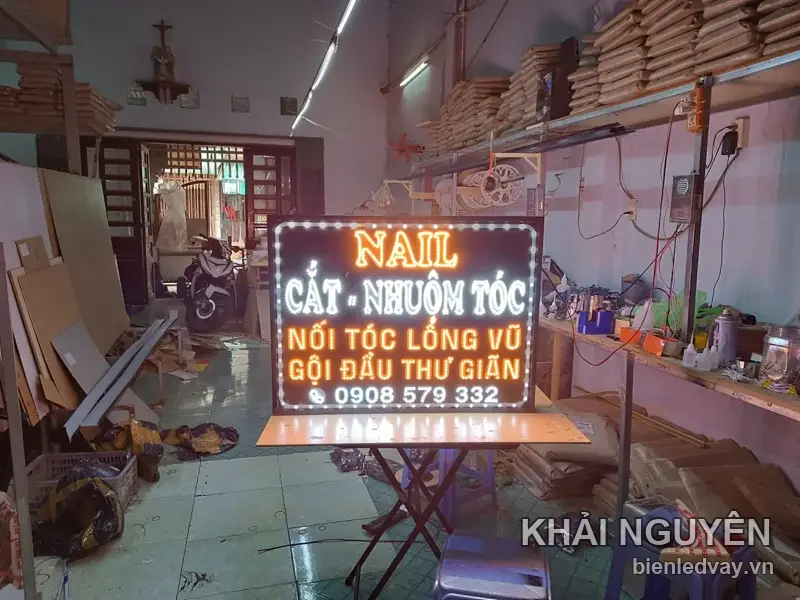 Biển vẫy LED chữ Nail, Cắt Nhuộm Tóc và Gội Đầu Thư Giãn nhiều màu